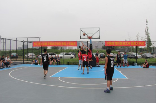 2017年“中国体育彩票超级大乐透杯” 成都市社区篮球3 VS 3争霸赛球员上篮