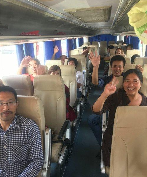 彩民承包的东台大巴车 彩民承包的东台大巴车