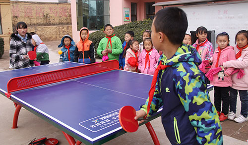 尽享“阳光体育” “快乐操场”迈开全国行步伐