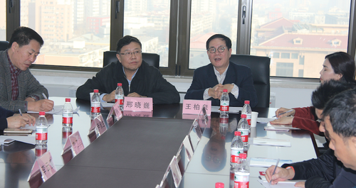 与会代表们就彩票印制企业现状发表意见
