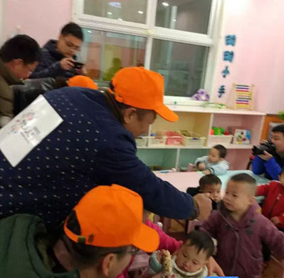 双色球“梦想百人团”首批志愿者公益之旅圆满结束