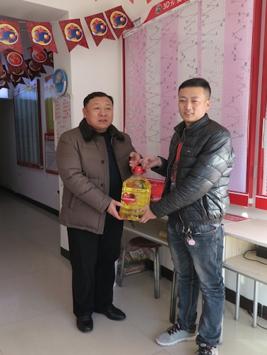 看望慰问一线福彩销售站业主