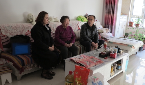 慰问退休职工