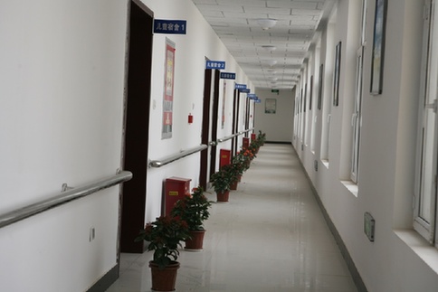 儿童福利院孩子宿舍