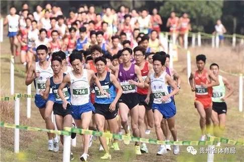 男子组选手比赛