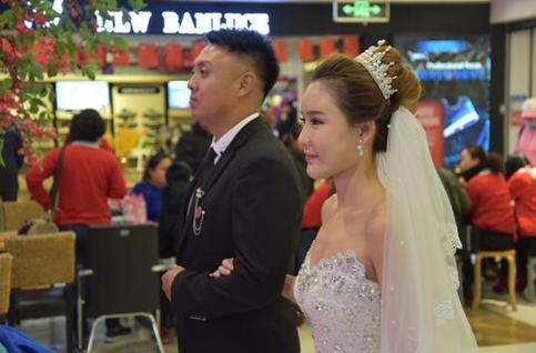 婚纱走秀
