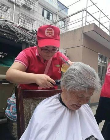 体彩公益精神 用爱的“微光”点亮星空