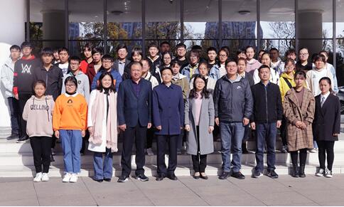 青年兴则国家兴，青年强则国家强