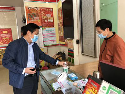 省福彩中心督导组检查阳江市销售投注站防疫物资储备情况