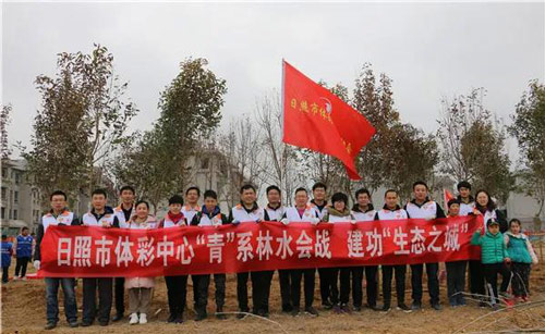 彩频频伸出援助之手