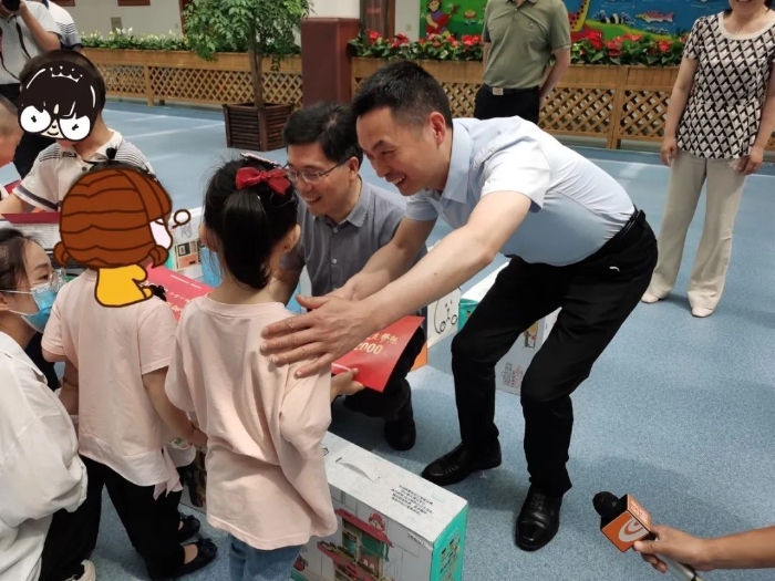 浙江绍兴450名少年儿童获公益福彩资助