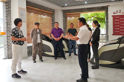 重庆市福彩中心走进云阳县贫困村推进落实对口脱贫攻坚资助项目