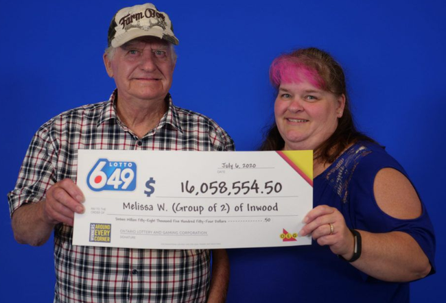 加拿大女护士父亲节送老爸一张彩票竟中8000万巨奖