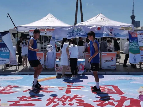 体彩携“国脚”助力 与长春市民一起“爽动盛夏”