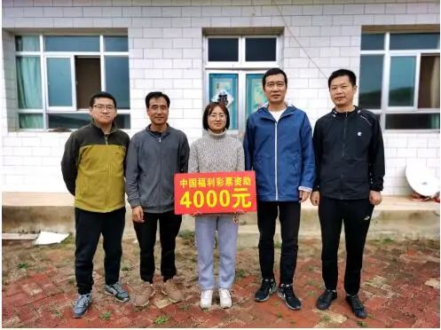 梦想随爱心起航 甘肃兰州福彩40万元公益金助圆大学梦