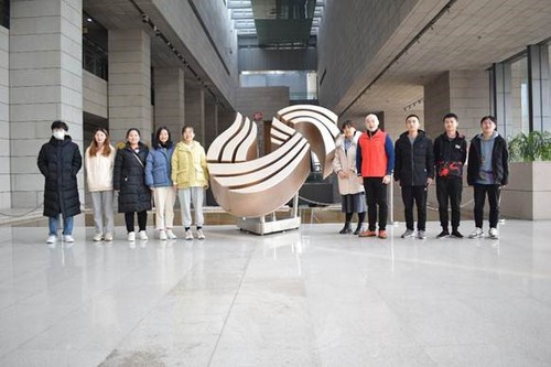 激发鸿鹄志 共叙少年梦