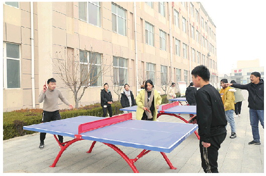 阳光福彩活力校园 山东潍坊福彩为同学们送来新年礼物