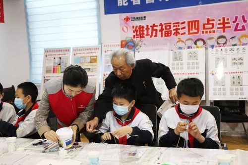 一起动手制作风筝