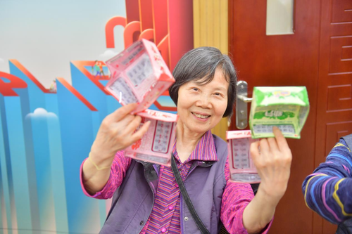 邀请手艺人做手工艺品