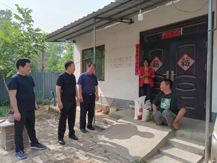 走访慰问智力一级残疾人