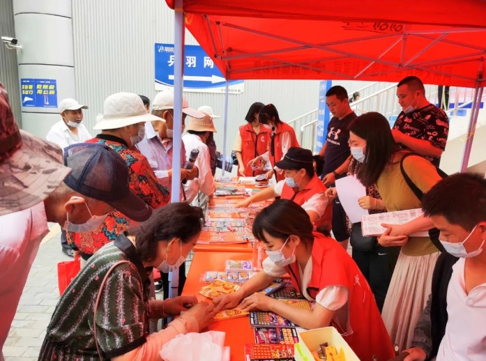 福利彩票“刮刮乐”销售展位