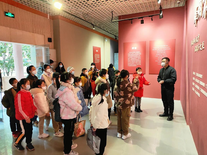 爱心体验中感受快乐，广东福彩关爱青少年健康成长